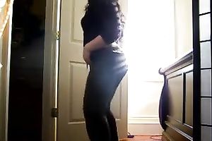 Homemade solo with me shaking my wonderful Latinamerican booty