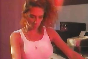 Hot tramps got screwed in her cum-hole from the back on the daybed