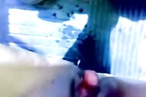 Indian floozy lets me pummel her hard in the back seat of my car