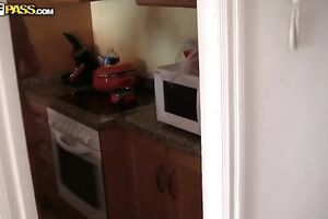 Sizzling sexy honey craves to ride a dong on vacation