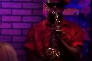 Kinky and lewd blondie slut with nice wazoo sucks the 10-Pounder