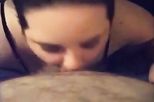 I know how to give oral enjoyment to my horny clients