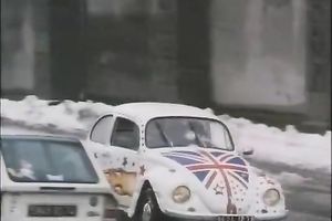 Sensual dark brown masturbates her red haired muff closeup movie scene