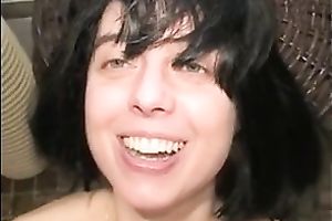 Dirty French doxy in sunglasses sucks my knob until that babe receives a facial