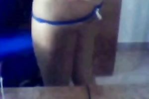Webcam hussy shows me her muff and large natural love melons
