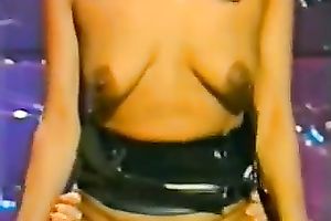 Raven haired big gazoo hoe rides lengthy weenie in reverse cowgirl style