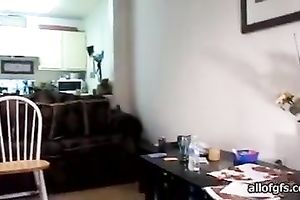 Webcam twerking show with a bootylicious swarthy slutty wife