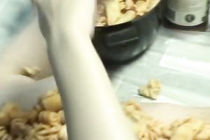 Food fetish homemade solo with a woman putting pasta on her body