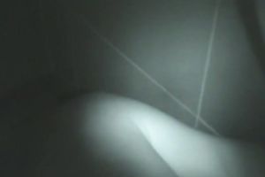 Amateur playgirl goes down on her boyfriend in the washroom