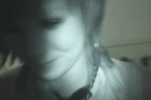 Amateur playgirl goes down on her boyfriend in the washroom