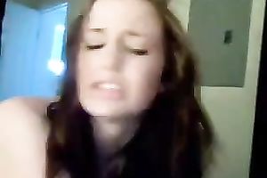 My fuckbuddy Tiffany allows me to drill her fur pie from behind