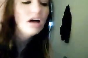 My fuckbuddy Tiffany allows me to drill her fur pie from behind