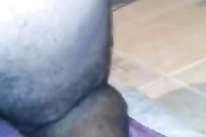 Indian thick booty screwed heavily on the floor in the cafe