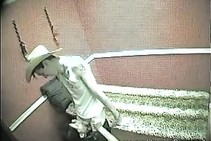 Petite brunette hair whore shows her blowjob skills to a nerdy fellow