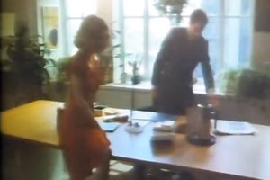 Gorgeous blondie seduces her boss and copulates on copy machine