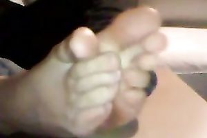 My lewd online viewers are so turned on by my hot feet