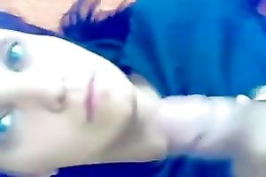 Brunette wench shows her fellatio and tugjob skills to me in POV movie scene