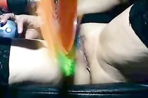 I love to tickle my wet crack with a frisbee when I am home alone