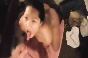 My lascivious Asian girlfriend sucks my prick like a pro