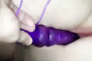 Watch me toying my obese girlfriend's love tunnel in homemade sex tape