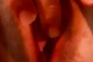 Watch me finger-fucking my love tunnel to agonorgasmos in close up solo clip