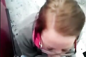 Blowjob by the road from plump geek white chick in daylight