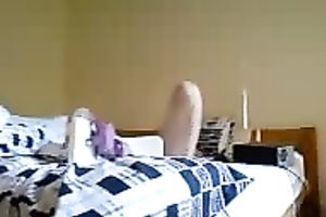 Concupiscent Chinese babe receives her slit permeated with big sextoy