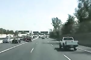 Curly-haired bitch gives her guy a worthwhile oral-service in his car