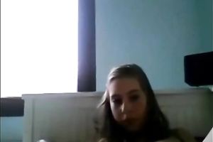 Teen cutie receives nasty for her boyfriend on the bed