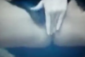 Tempting livecam goddess diddles her anus and pussy for me