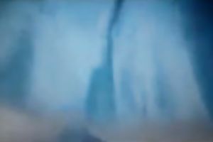Tempting livecam goddess diddles her anus and pussy for me