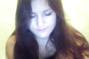 Amateur brunette cheating wife is feeling frisky and craves to play