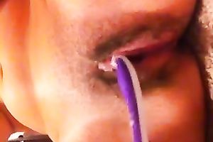 I do not have a sextoy that is why I use my toothbrush when I masturbate