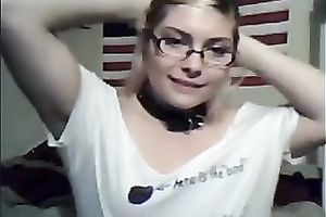 Blonde dilettante white cutie flashes her petite pointer sisters