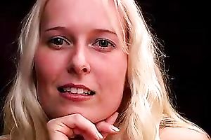 Shameless golden-haired coworker babe uses her hands to make me cum