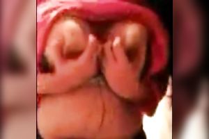 Seductive busty Indian hottie in pink sari brags of her worthwhile large scoops