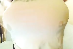 Big breasted dirty-minded livecam hooker played with her worthy boobs