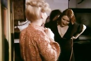 Three dudes and 3 beauties take measurements from every other