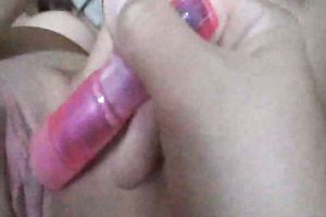 Diddling my Bulgarian girlfiend's cookie with vibrator