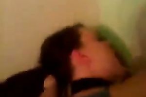 Submissive white girlfriend can handle all kind of stuff