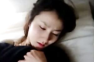 My Japanese amateur wife knows how to give excellent oral