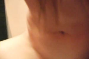 Titless floozy with a round wazoo likes being nude all the time