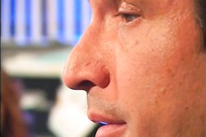 Busty dark nympho puts on a nice undress show for her boss