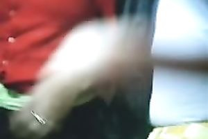 Cute non-professional Desi white women on web camera flashes her milk sacks