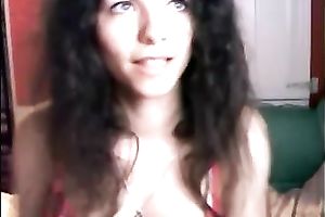 Huge boobed dark brown mamma posing for me on livecam