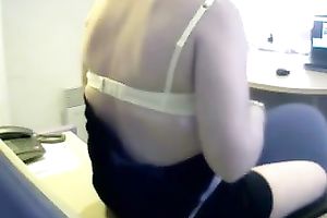 My latin chick girlfriend is willing andwilling to have sex chat on webcam