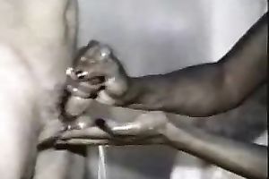 Somalian ebon whore jacks off my bounded dick