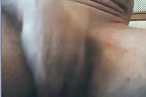 Mature web camera floozy with huge love button gives me perverted intimate show