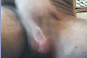 Mature web camera floozy with huge love button gives me perverted intimate show