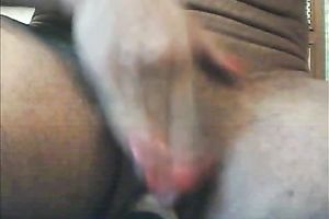 Mature web camera floozy with huge love button gives me perverted intimate show